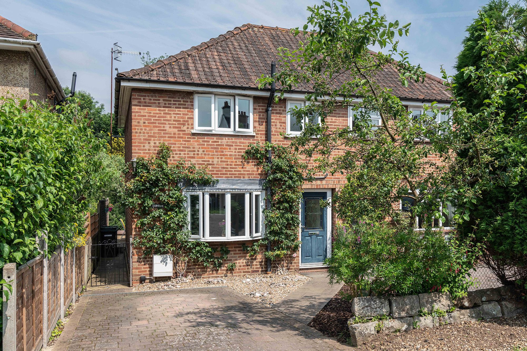 3 bed semidetached house for sale in Deepdene Avenue Road, Dorking RH4