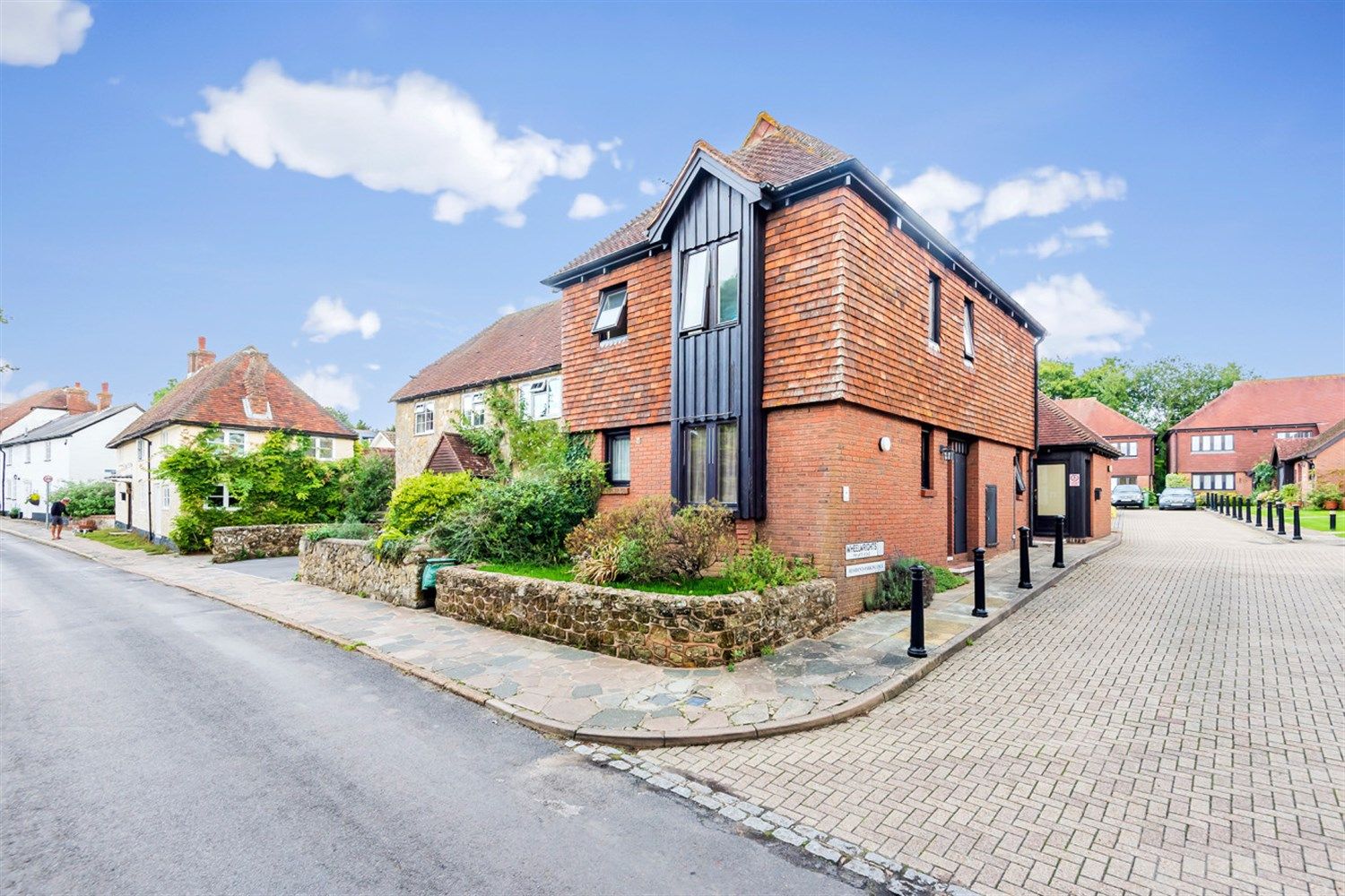 2 bed flat for sale in Wheelwrights, Church Street, West Chiltington