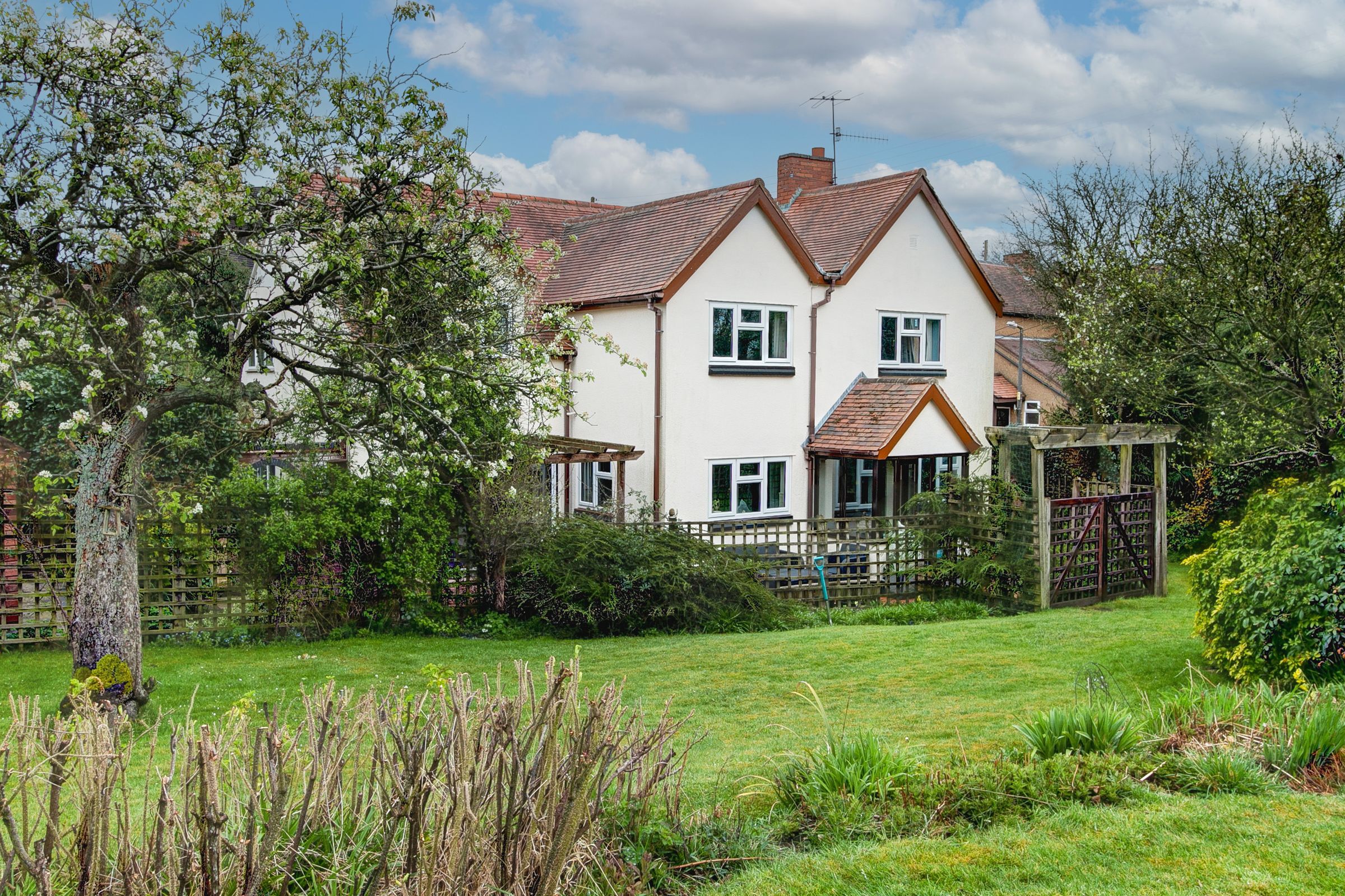 5 bed detached house for sale in Dodford Road, Bournheath, Bromsgrove