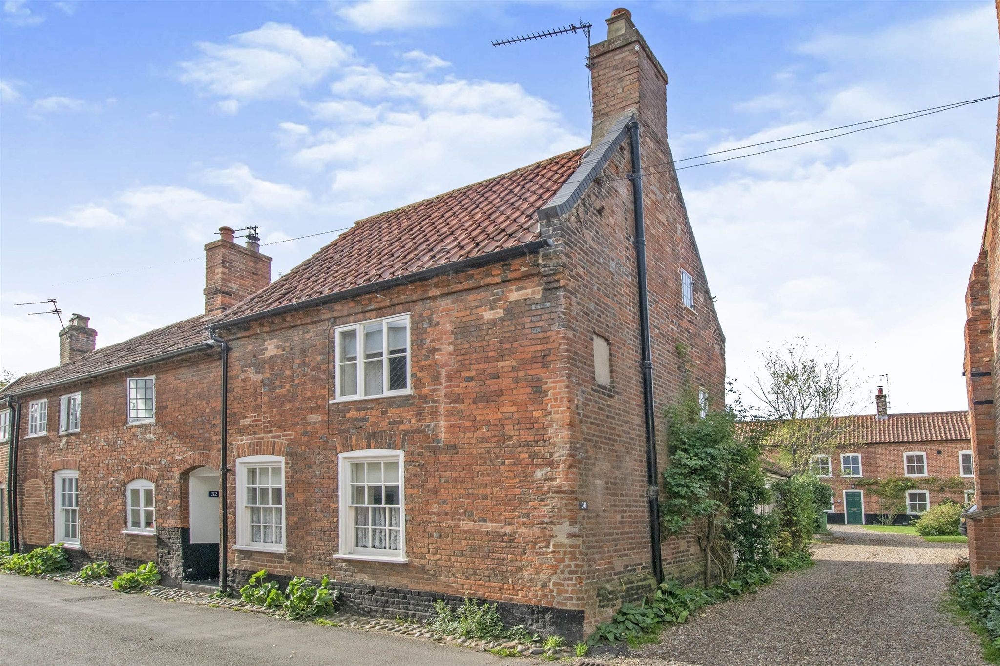 2 bed property for sale in Hungate Street, Aylsham, Norwich NR11 Zoopla