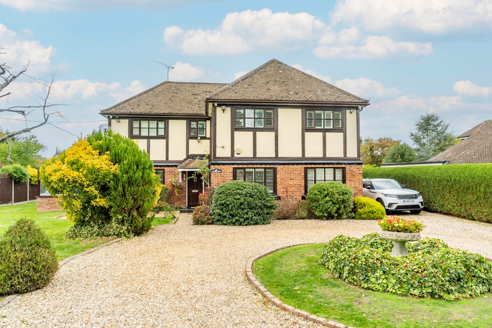 5 bed detached house for sale in Chelmsford Road, Hatfield Heath