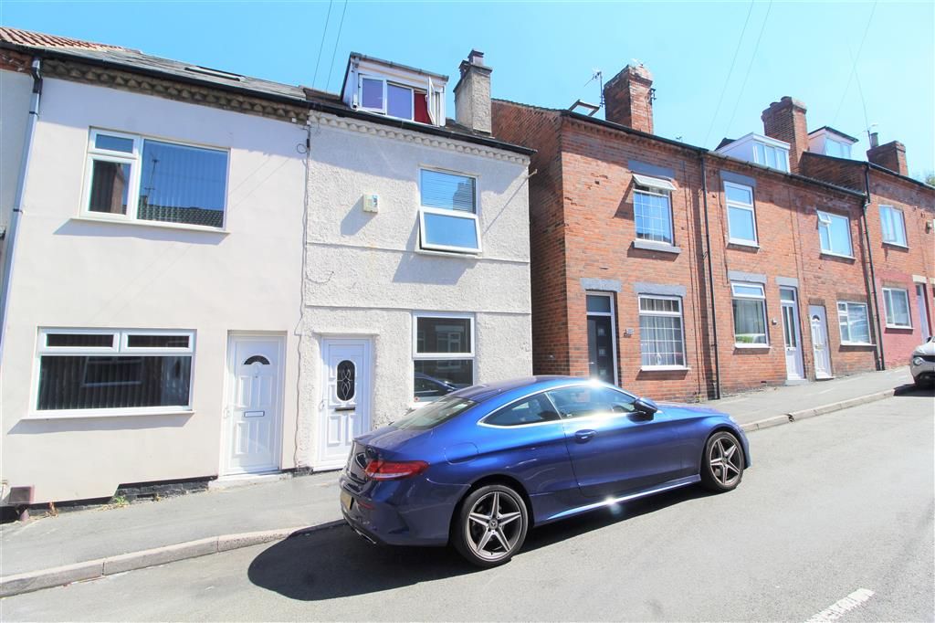 4 bed end terrace house for sale in Church Drive, Shirebrook, Mansfield