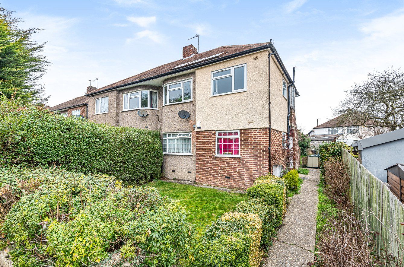 2 bed flat for sale in Kenilworth Road, Petts Wood, Orpington BR5 Zoopla