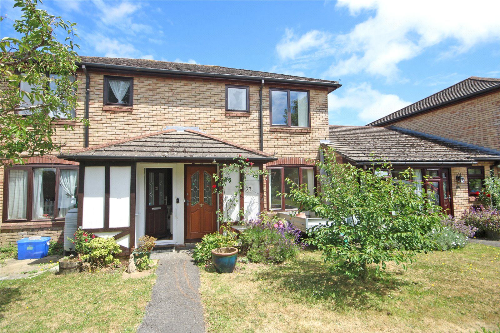 2 bed terraced house for sale in Queens Grove, New Milton, Hampshire