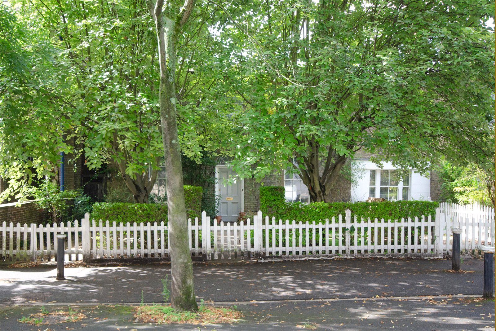 4 bed semidetached house for sale in Bounds Green Road, London N22