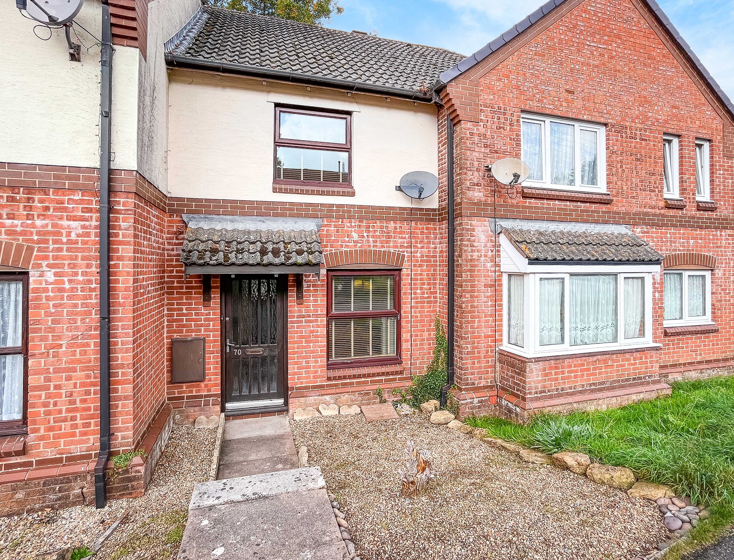 2 Bed Terraced House To Rent In North Street, Axminster EX13 - Zoopla