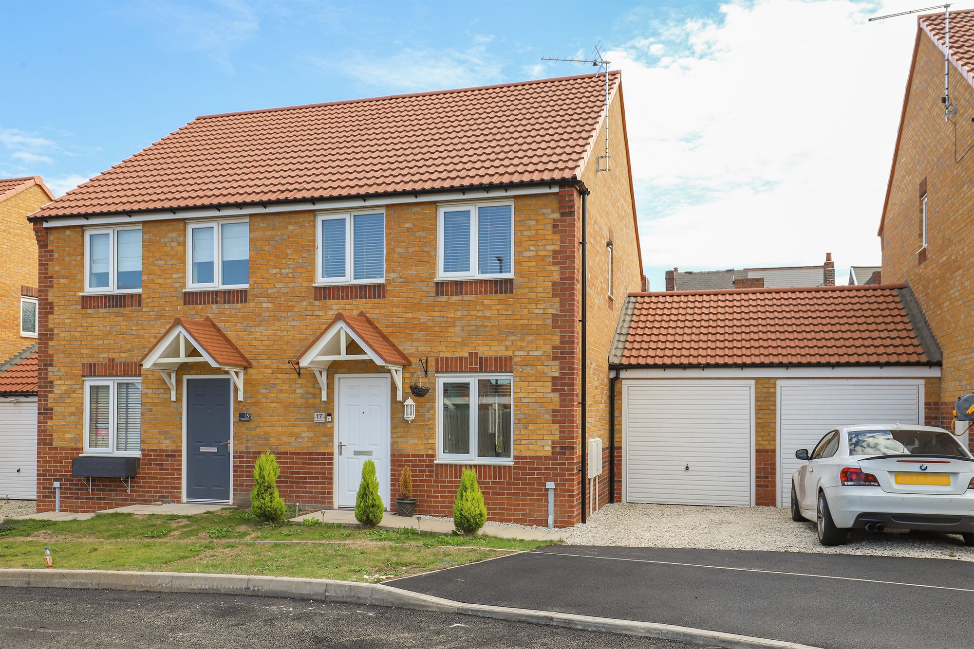 3 bed semidetached house for sale in Masefield Way, Holmewood S42 Zoopla