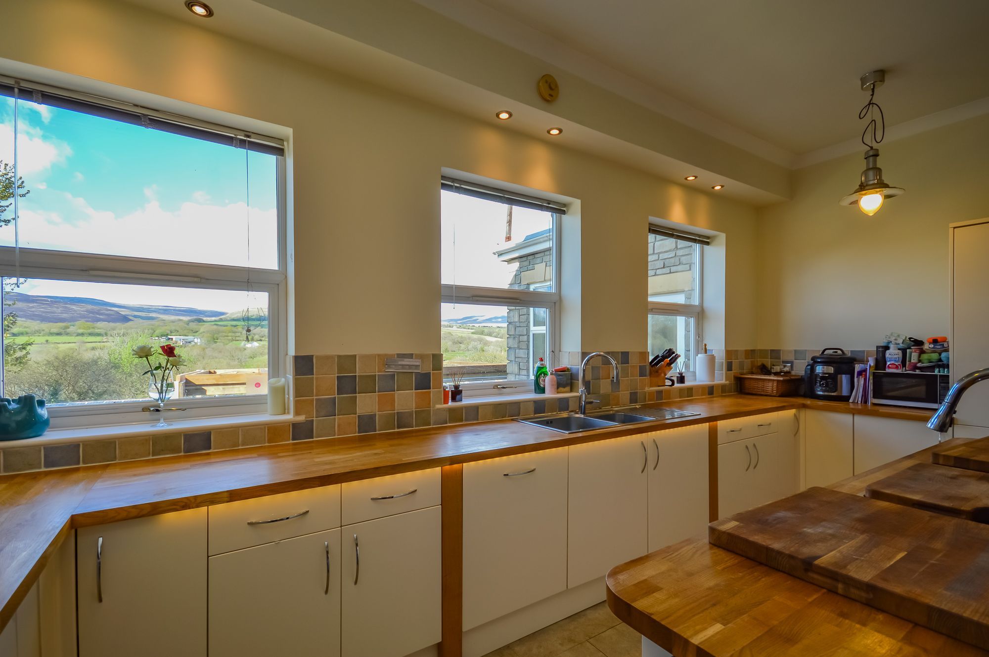 6 bed detached house for sale in Bryncethin Road, Garnant SA18 Zoopla