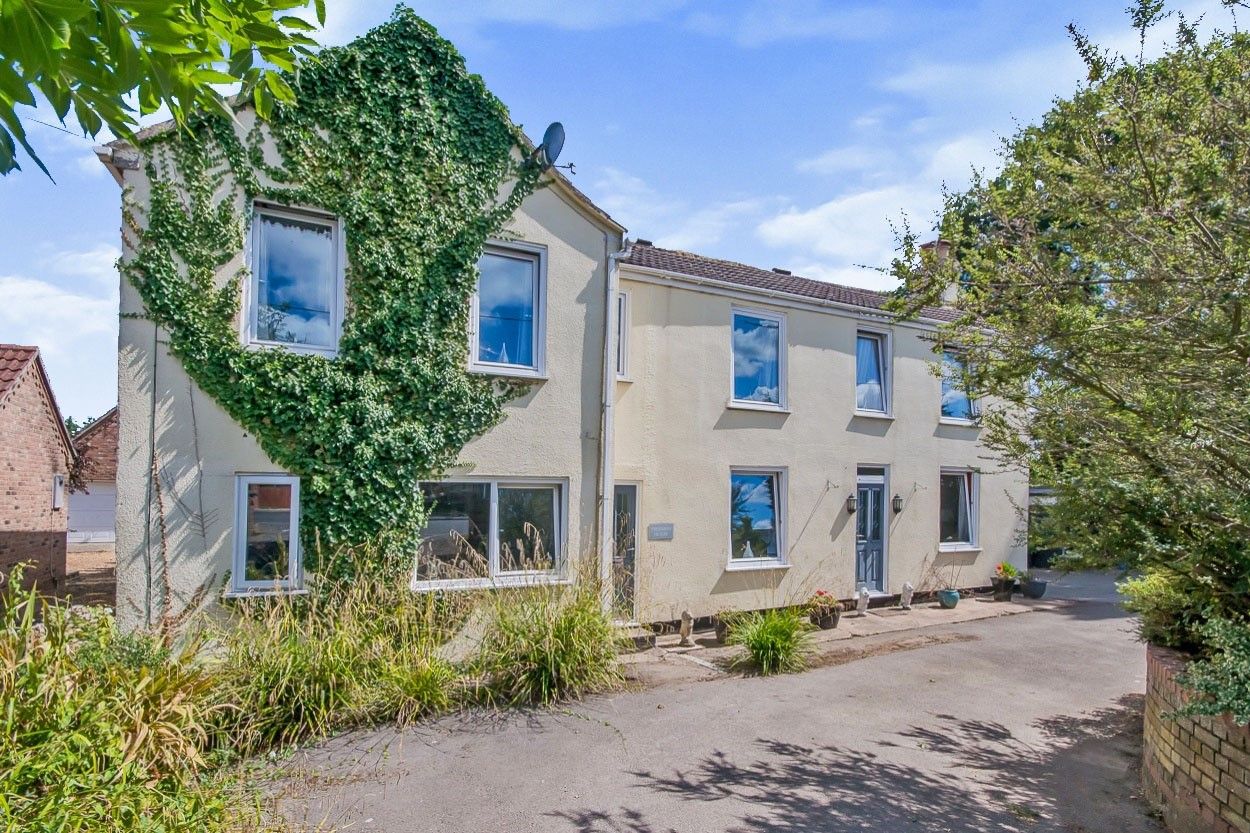 5 bed detached house for sale in Gull Road, Guyhirn, Wisbech PE13 Zoopla