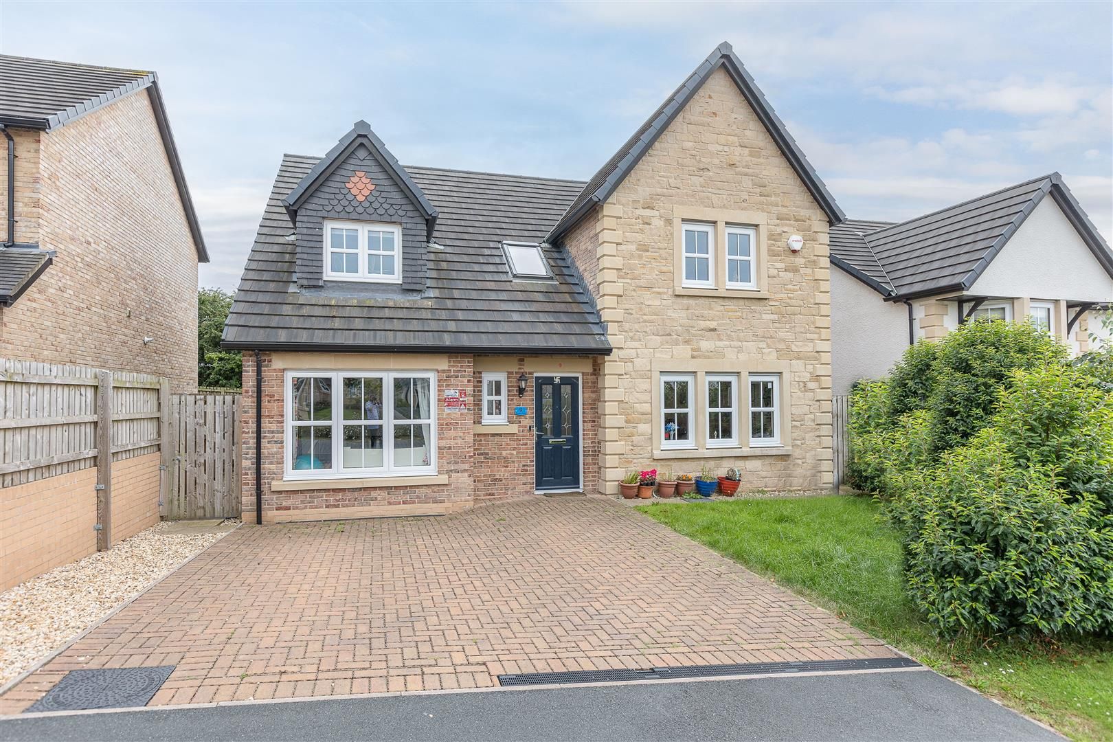 4 bed property for sale in Forster Close, Galgate, Lancaster LA2 Zoopla