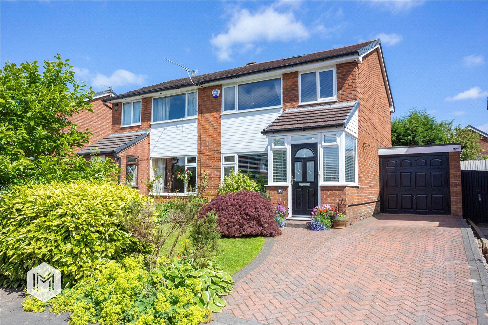 3 bed semidetached house for sale in Brook House Close, Harwood