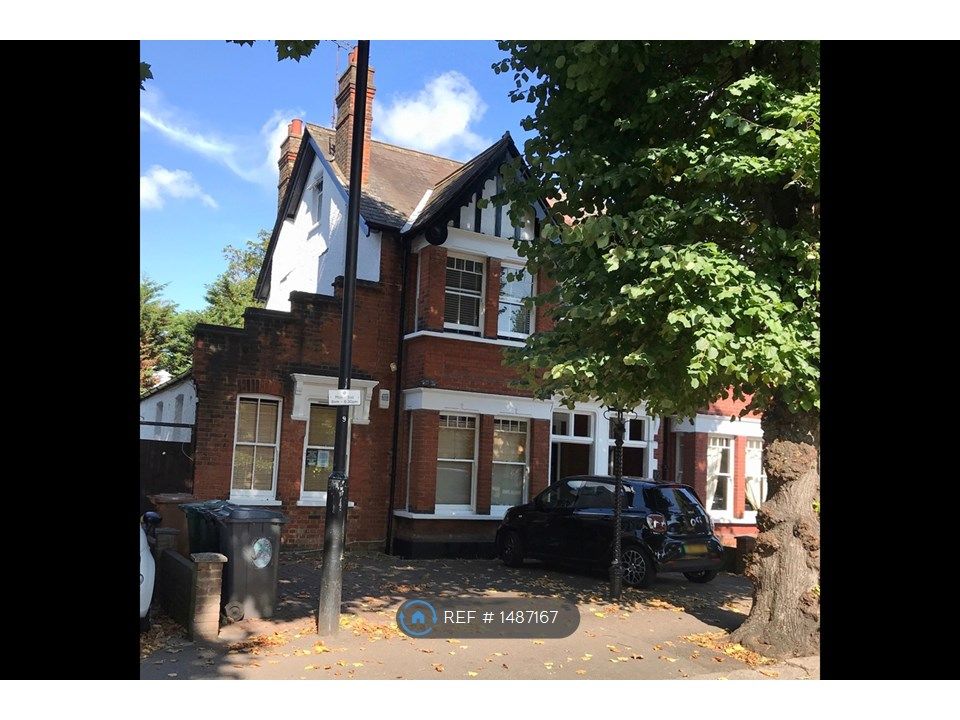 2 bed flat to rent in The Avenue, Highams Park E4 Zoopla