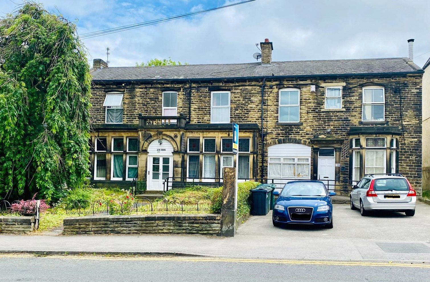 14 bed end terrace house for sale in New Cross Street, Bradford, West