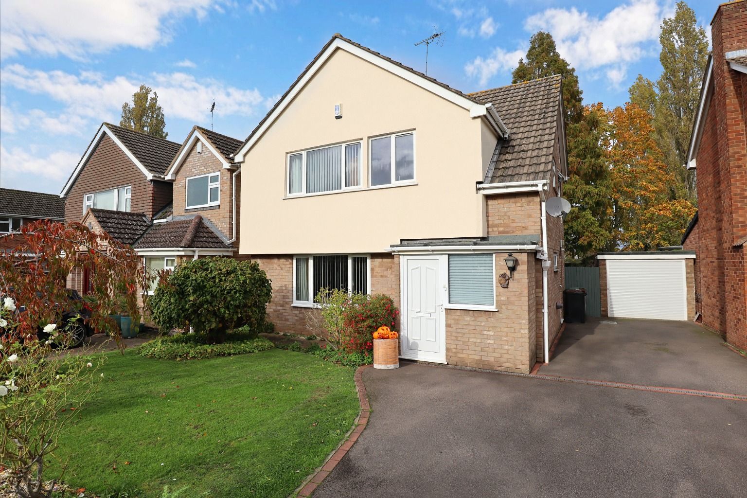 4 bed detached house for sale in Keswick Close, St Nicolas Park, Nuneaton CV11 Zoopla