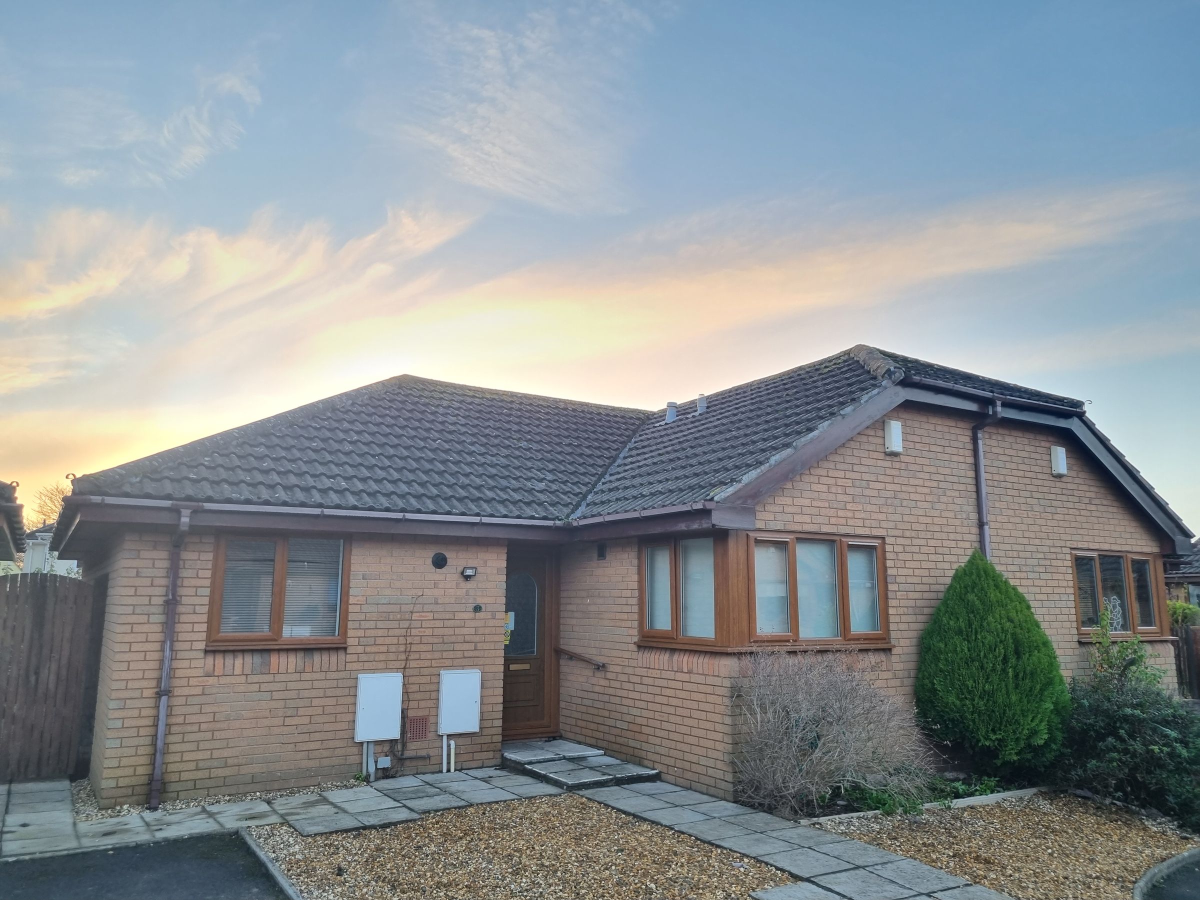2 bed semidetached bungalow to rent in Orchard Close, Congresbury, Bristol BS49 Zoopla