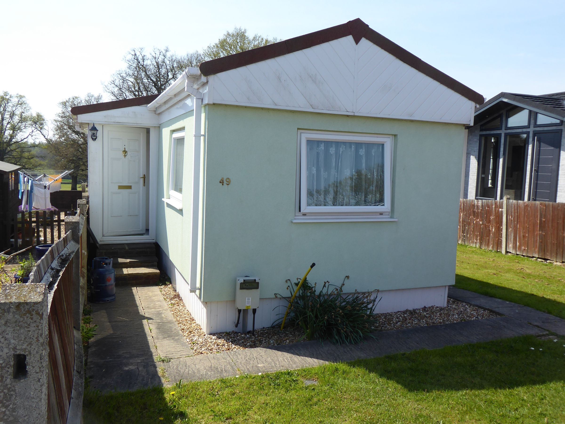 1 bed mobile/park home for sale in Loddon Court Farm Park, Spencers