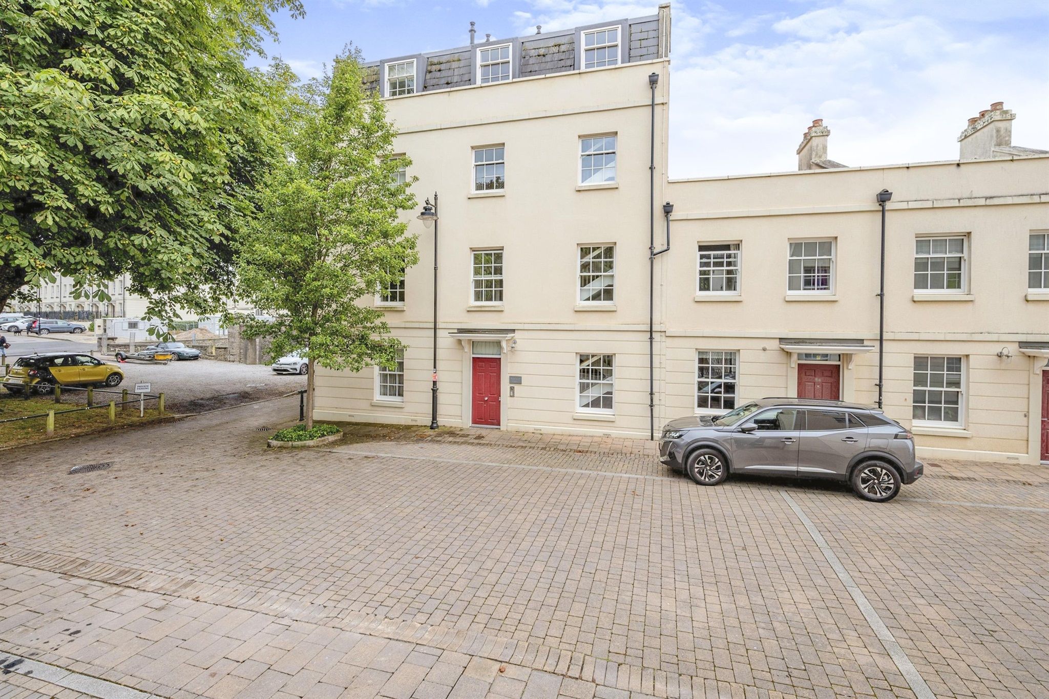 2 bed flat for sale in Falcon Road, Mount Wise, Plymouth PL1 Zoopla