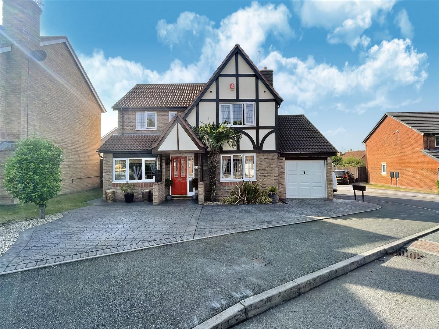 4 bed detached house for sale in Hampshire Crescent, Lightwood, StokeOnTrent ST3 Zoopla