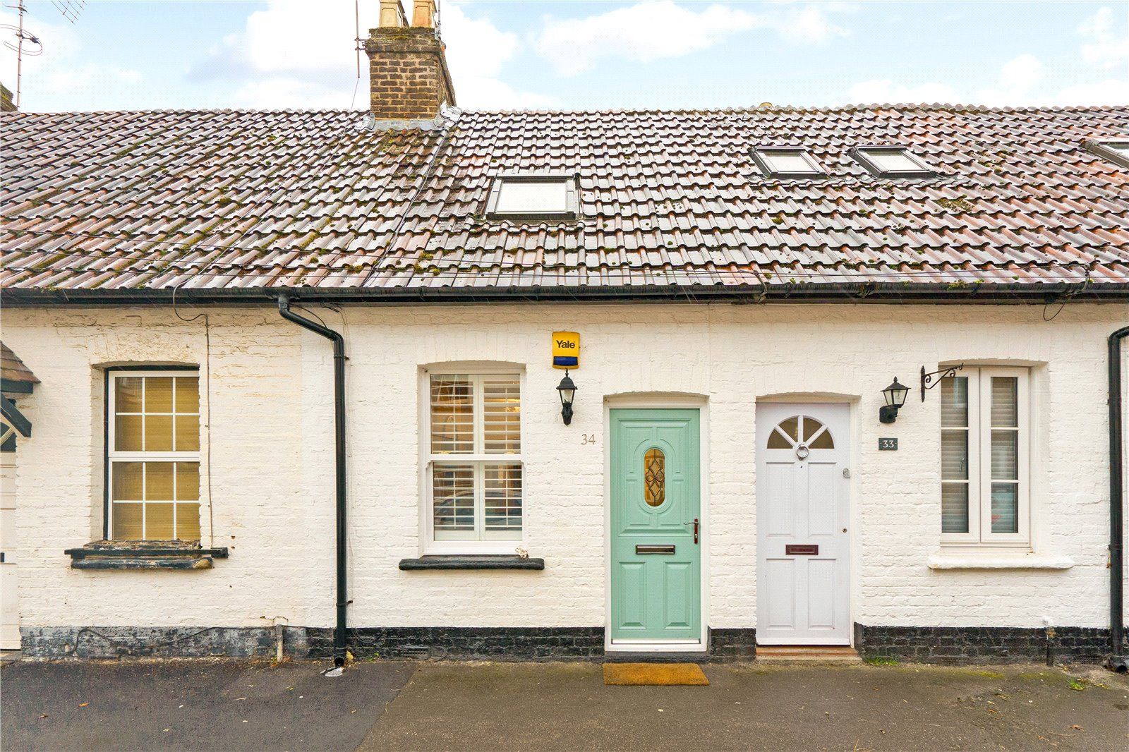2 bed terraced house for sale in Oak Lane, Windsor, Berkshire SL4 Zoopla