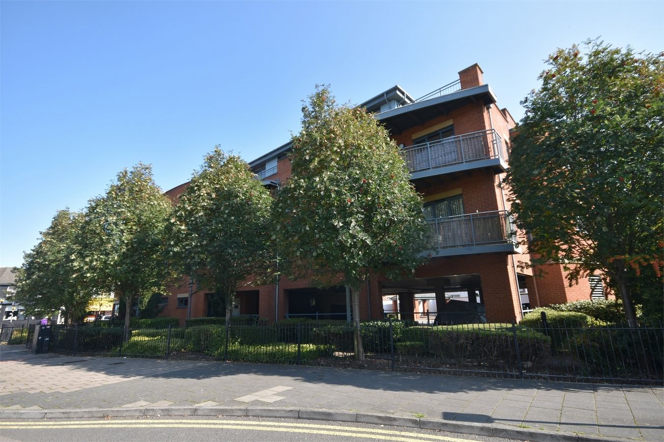 Buckingham Court, Buckingham Street, Aylesbury, Buckinghamshire HP20  