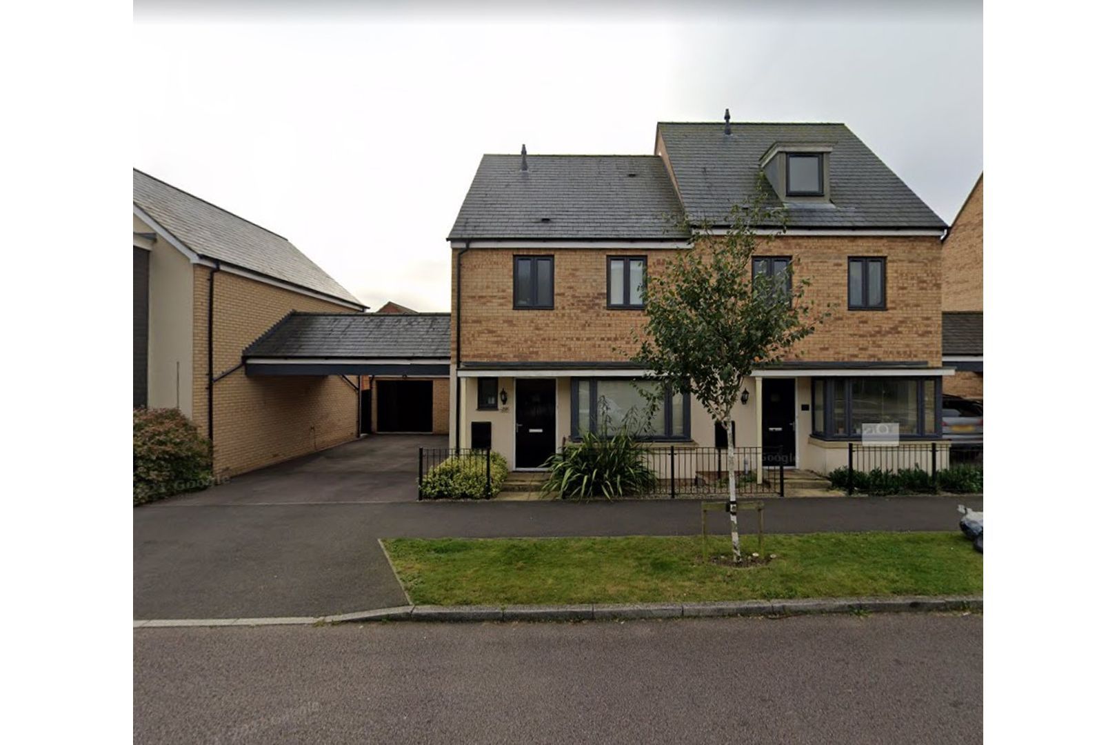 3 bed semidetached house for sale in Selkirk Drive, Milton Keynes MK14