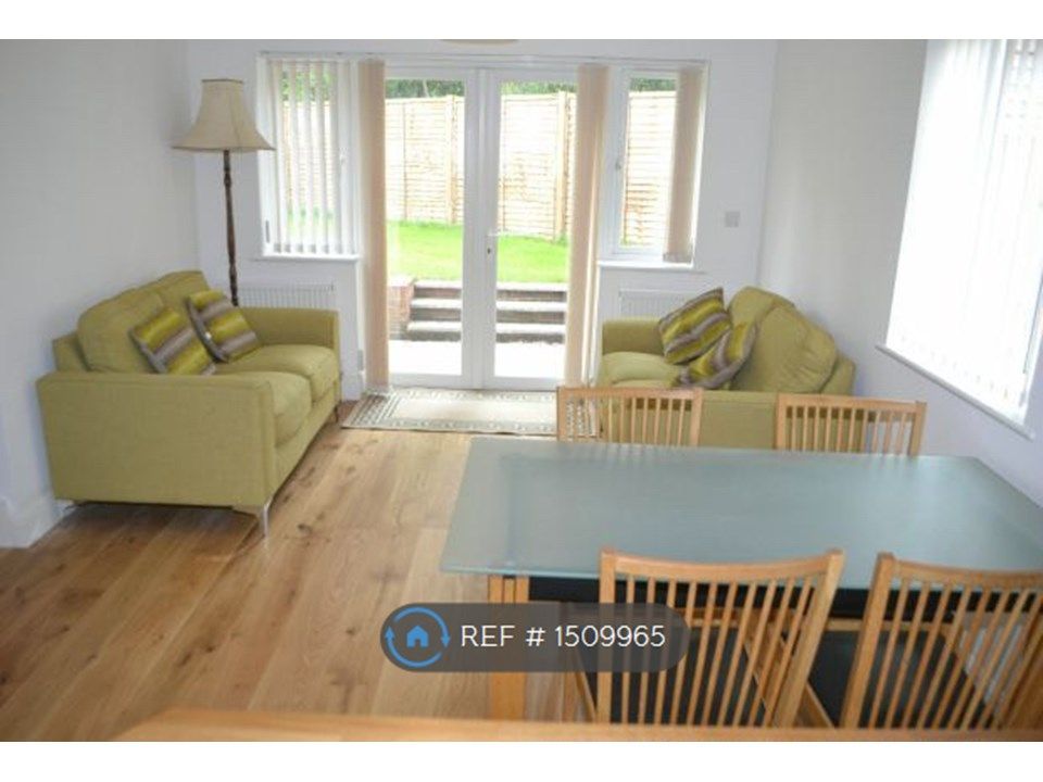 4 bed semidetached house to rent in Roundwood Road, Amersham HP6 Zoopla