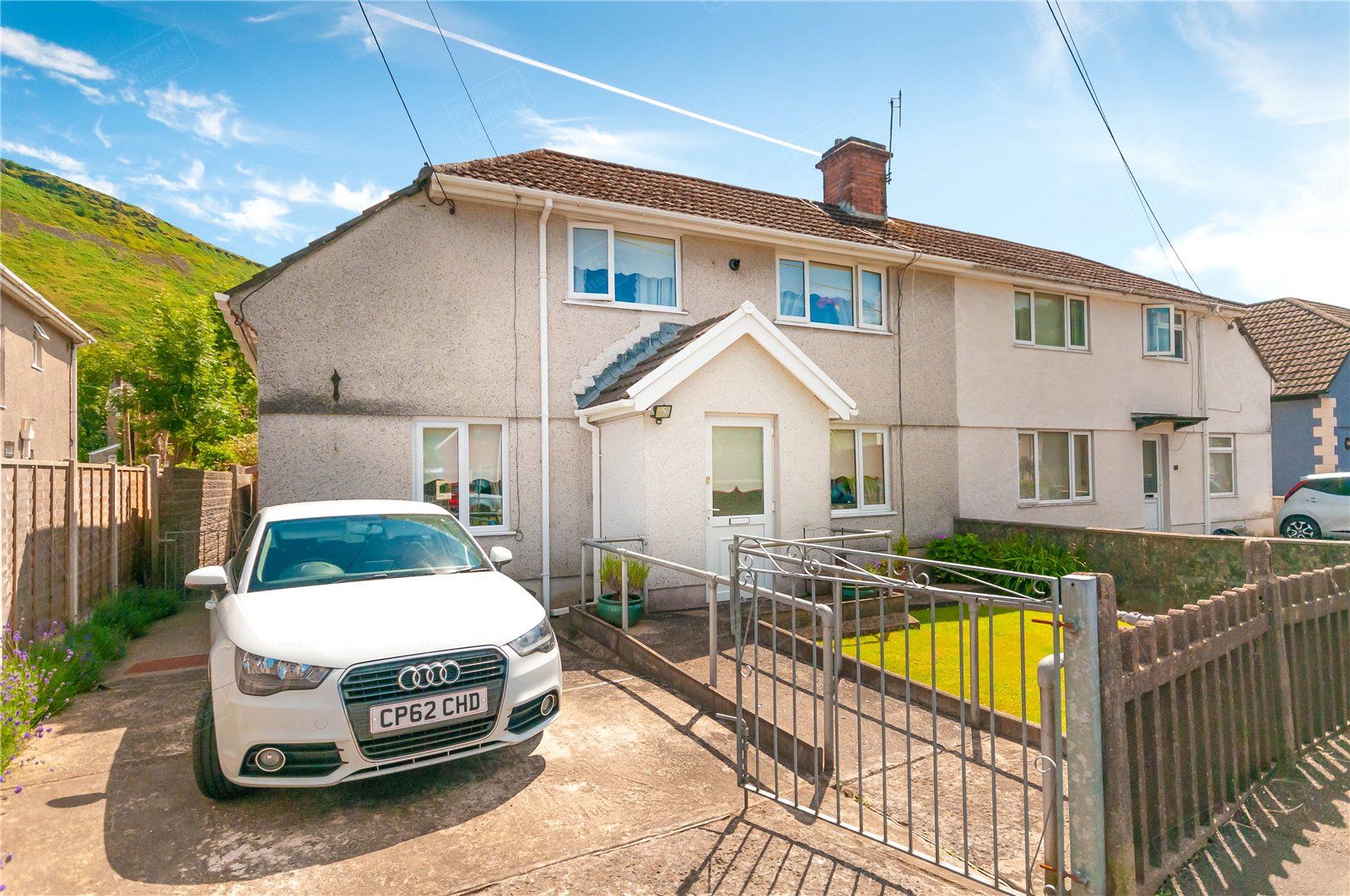 3 bed semidetached house for sale in Varteg Road, Ystalyfera, Swansea