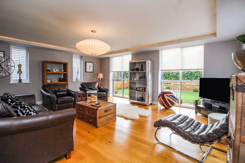 6 bed detached house for sale in Clay Lake, Endon ST9 Zoopla