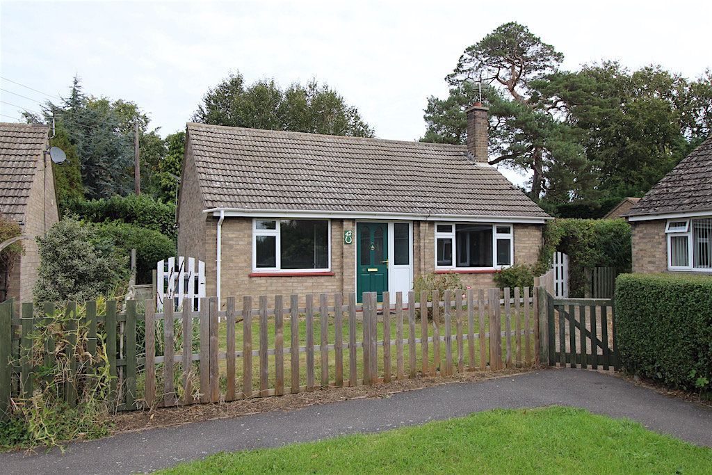 2 bed detached bungalow for sale in West Street, Barkston, Grantham