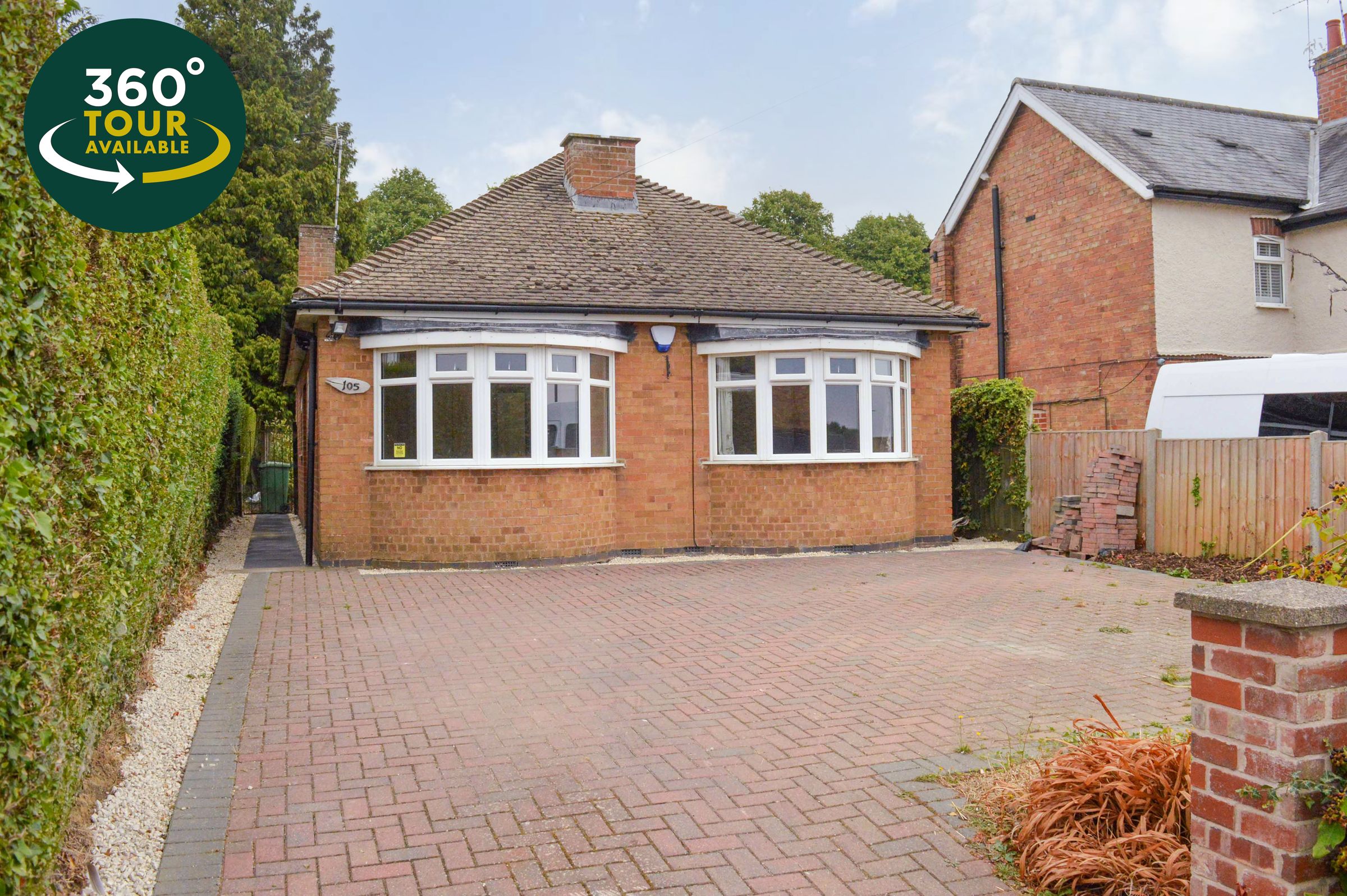 2 bed detached bungalow for sale in Leicester Road, Fleckney, Leicester