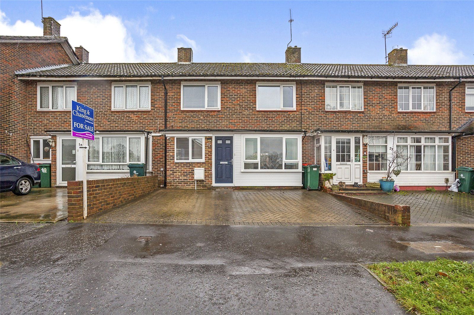 3 bed terraced house for sale in Rother Crescent, Crawley, West Sussex