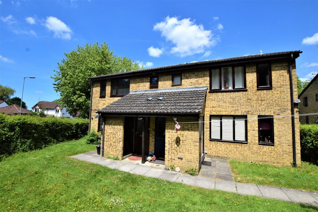 Studio for sale in Applewood Court, Westlea, Swindon SN5 Zoopla