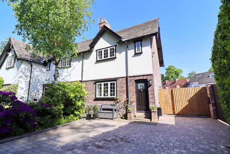 2 bed cottage for sale in Farm Lane, Worsley, Manchester M28 Zoopla