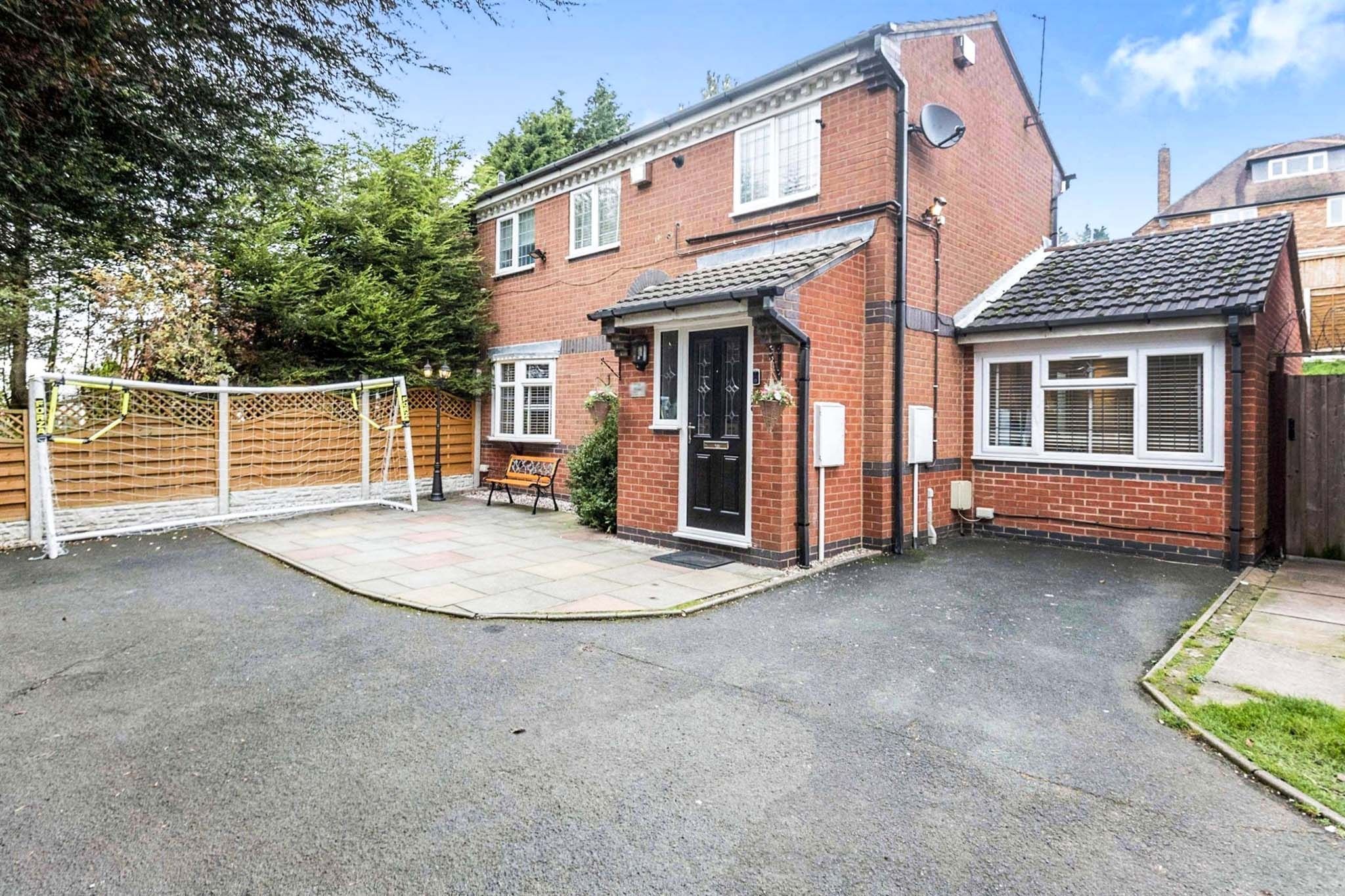 4 bed detached house for sale in Woolpack Close, Rowley Regis B65 Zoopla