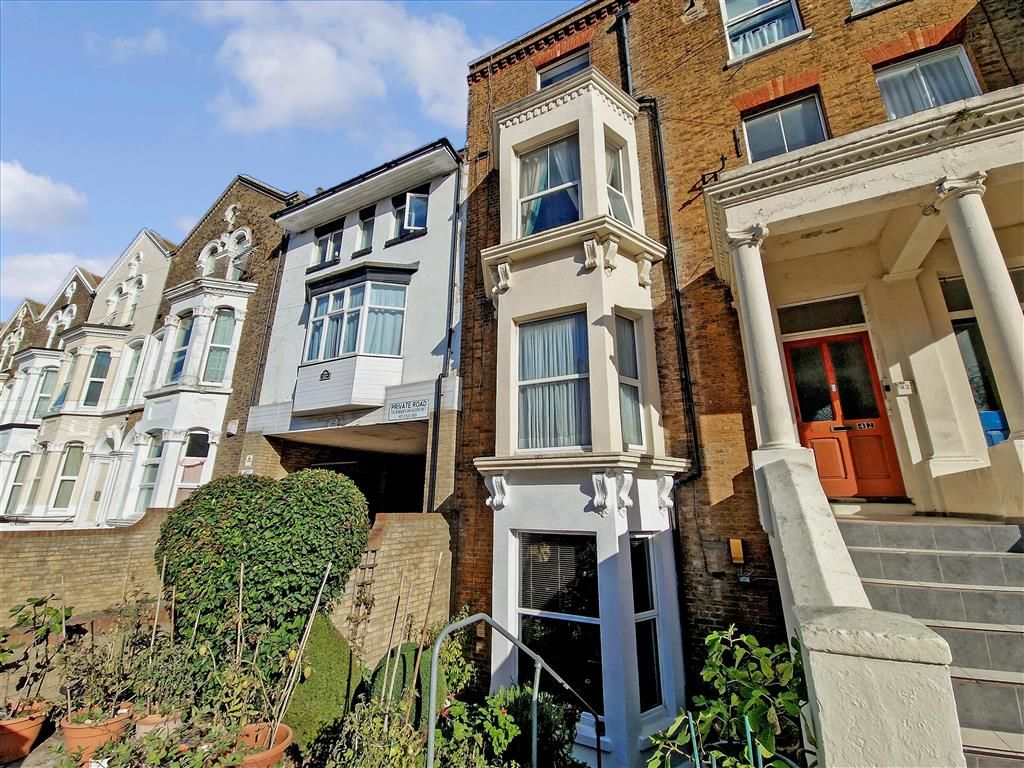 1 bed flat for sale in Harold Road, Cliftonville, Kent CT9 Zoopla