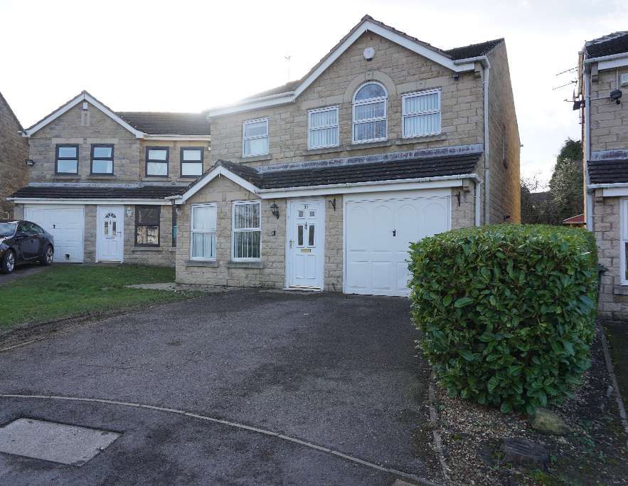 4 bed detached house to rent in Spinney Rise, Bradford BD4 Zoopla