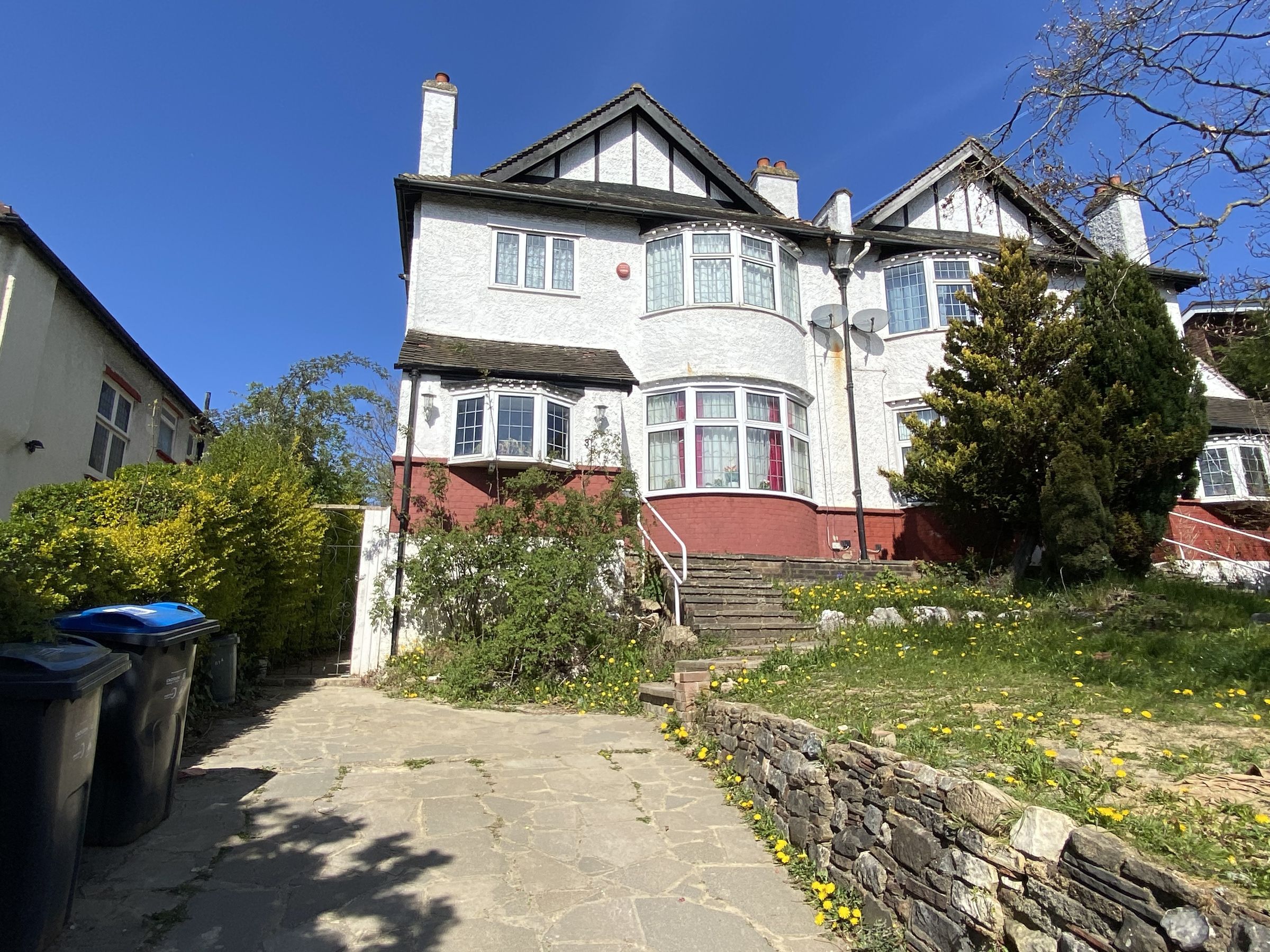 307 Whitehorse Lane, South Norwood, London SE25