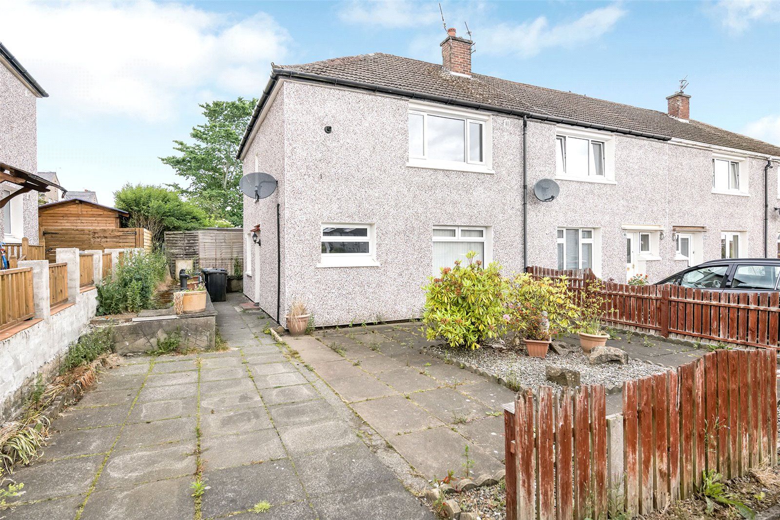 3 bed end terrace house for sale in Milton Gardens, Whins Of Milton FK7