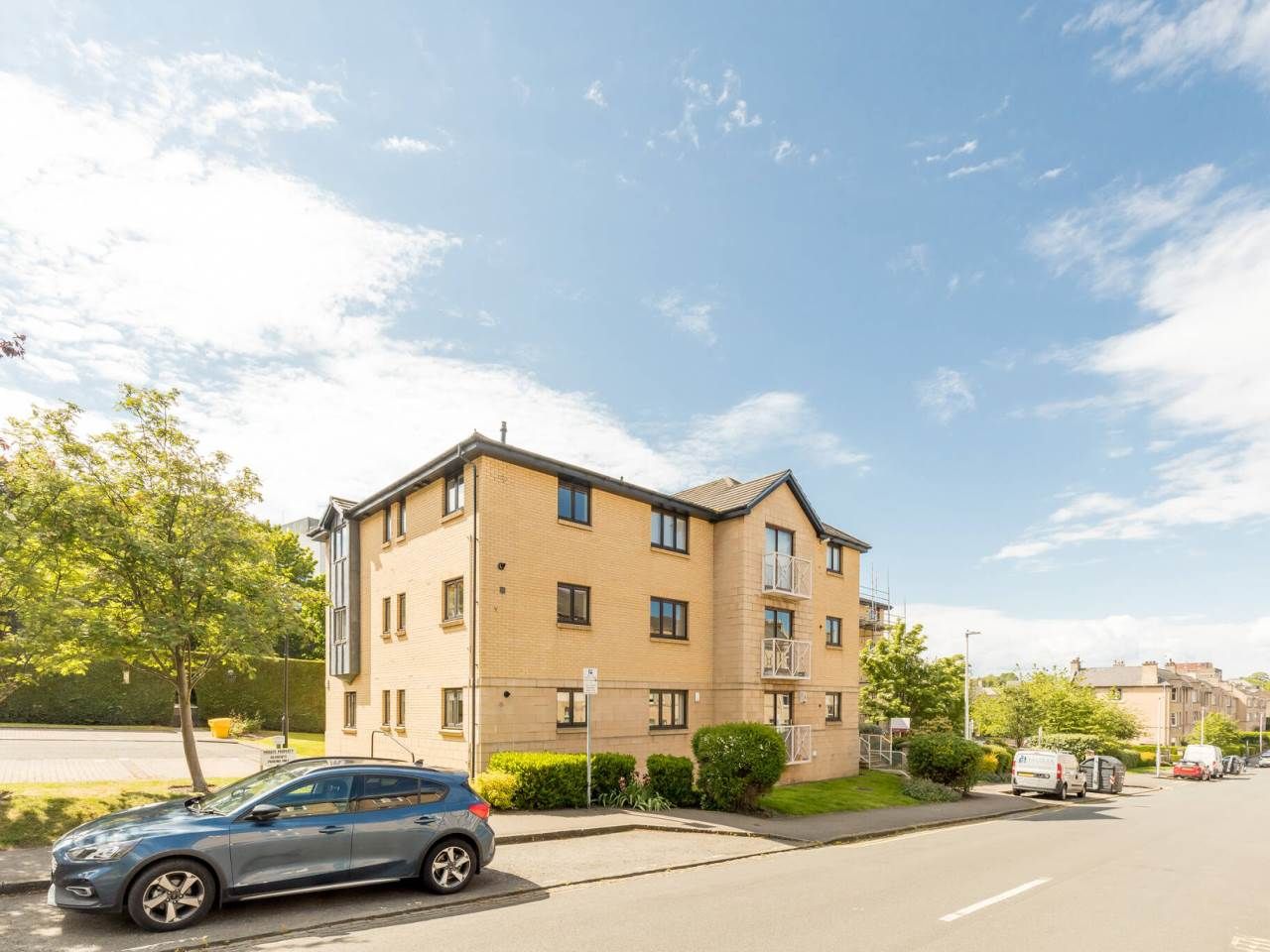 2 bed flat for sale in Learmonth Avenue, Comely Bank, Edinburgh EH4
