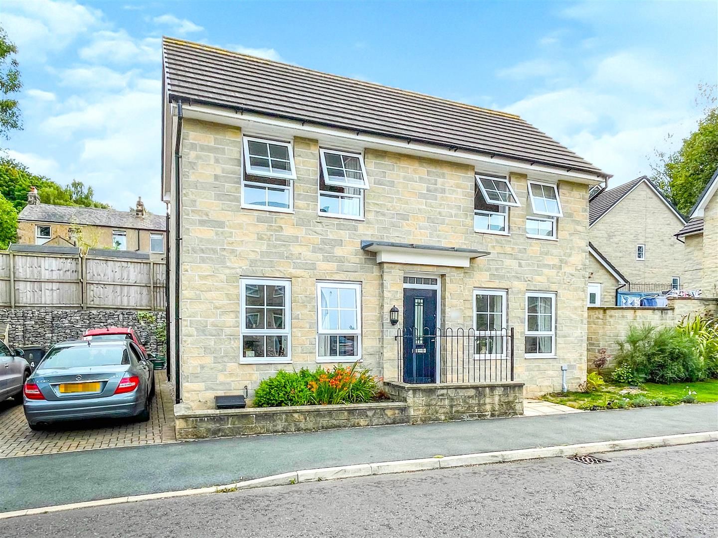 3 bed detached house for sale in Ellwood Square, Lancaster LA1 Zoopla