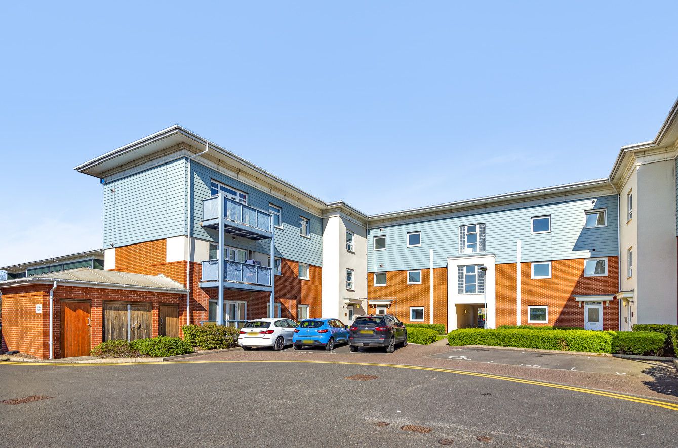 Little Grebe House, 130 Wraysbury Drive, West Drayton, Middlesex UB7  