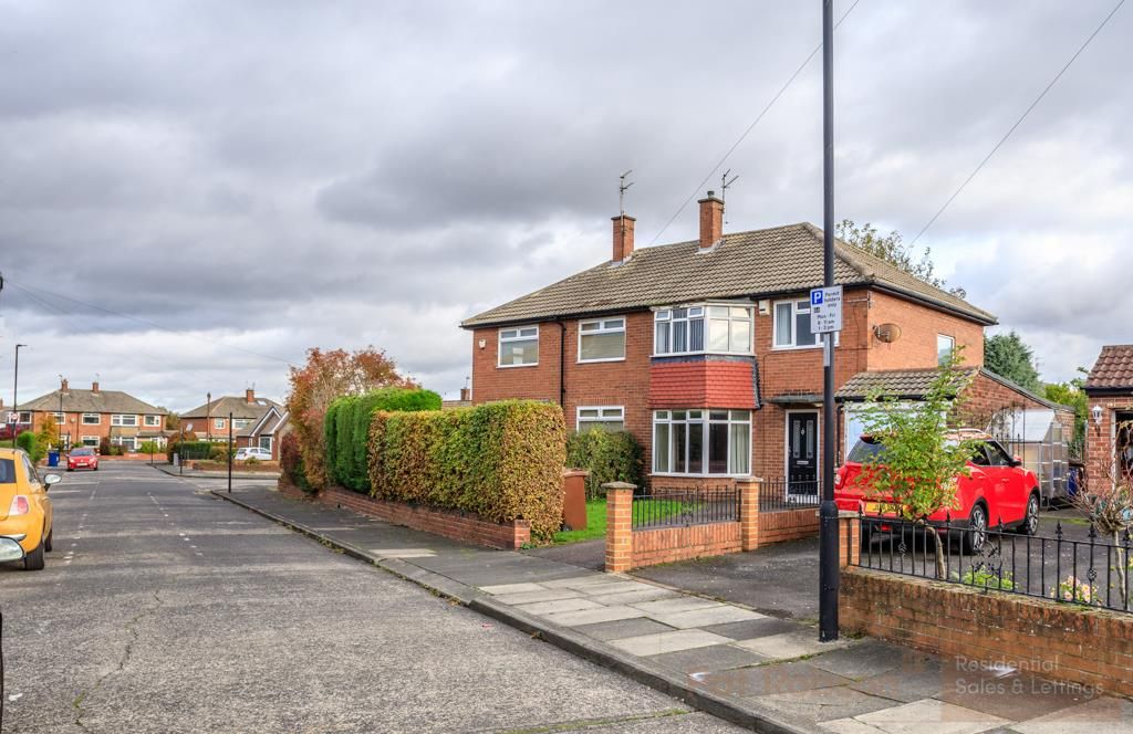 3 bed semidetached house for sale in Weldon Way, Regent Farm, Gosforth