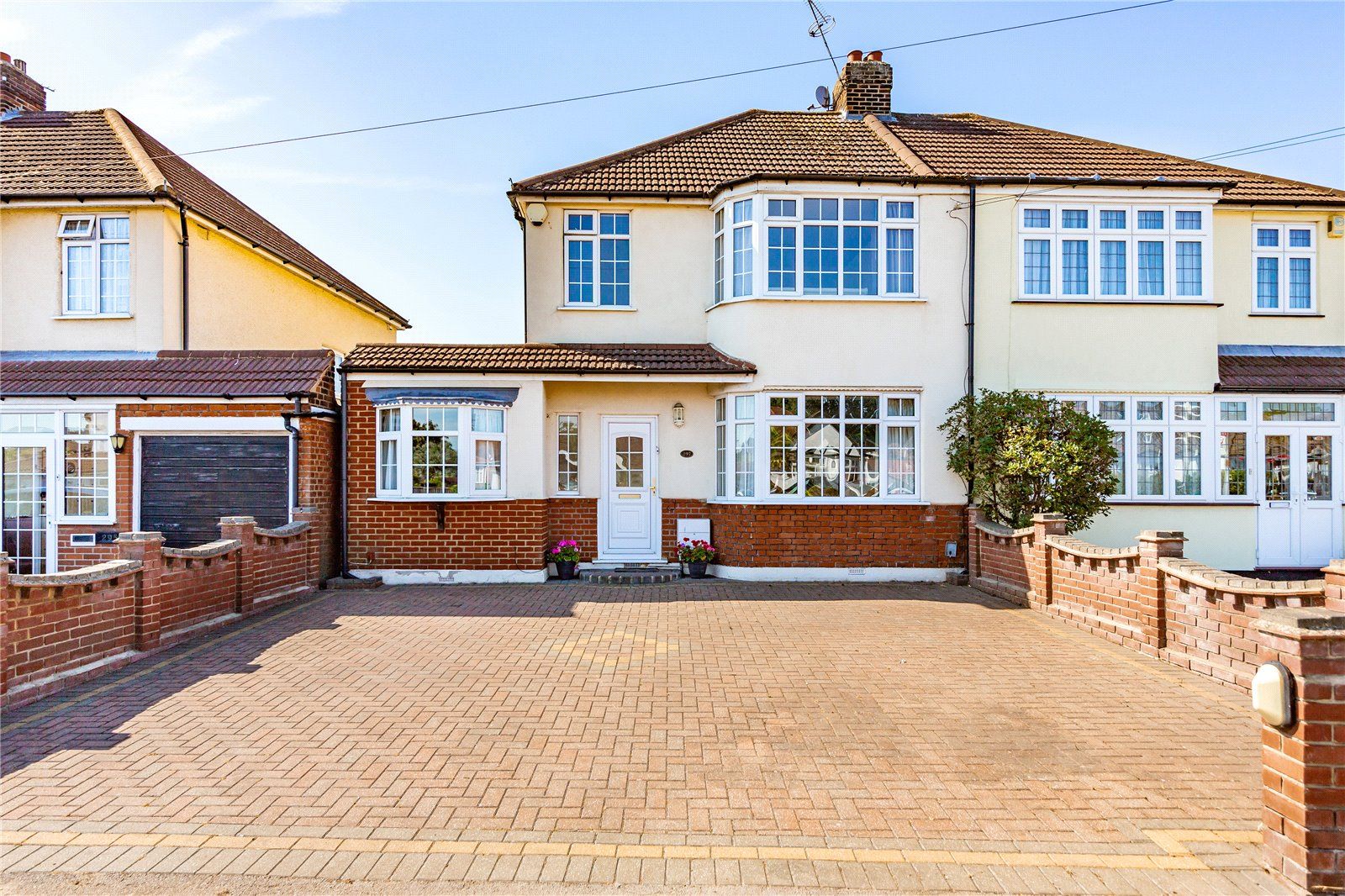 4 bed semidetached house for sale in Pettits Lane North, Romford RM1