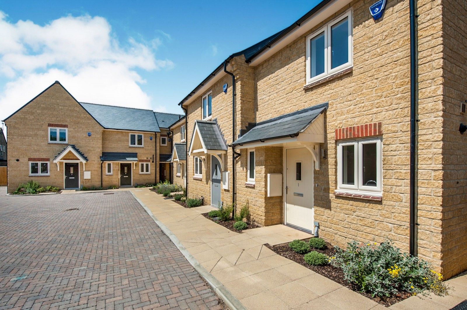 2 bed terraced house to rent in Mercer Gardens, Faringdon SN7 Zoopla