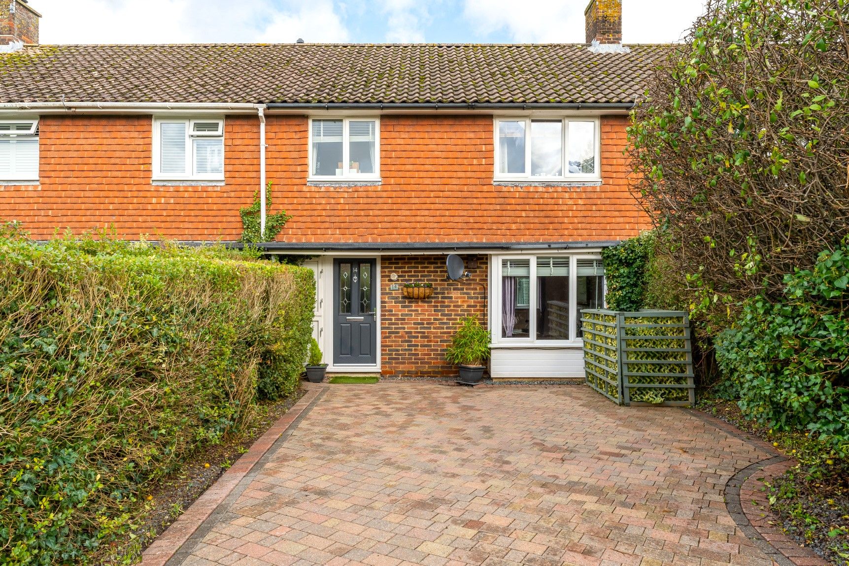 3 bed terraced house for sale in Ravenscroft, Storrington, Pulborough