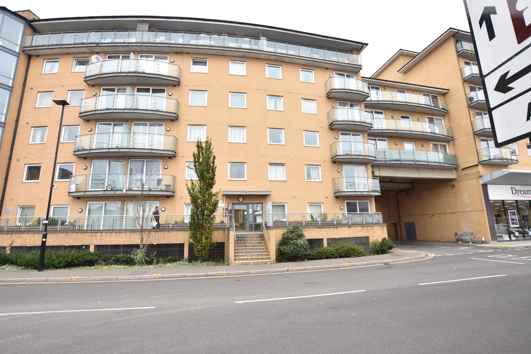 2 bed flat for sale in Berberis House, Highfield Road, Feltham