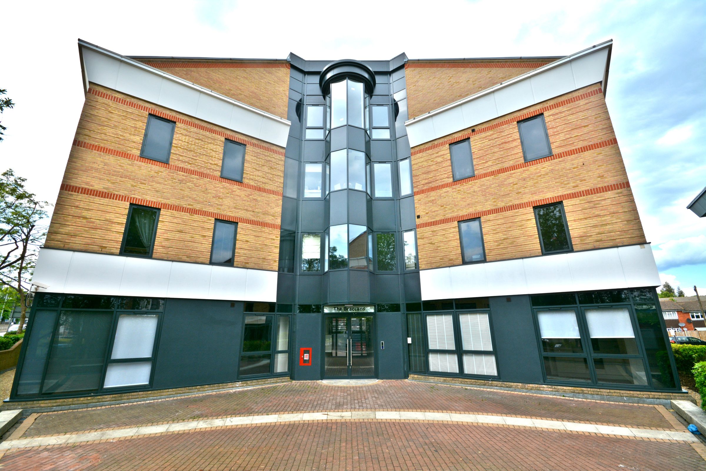 1 bed flat to rent in London Road, Bracknell RG12 Zoopla