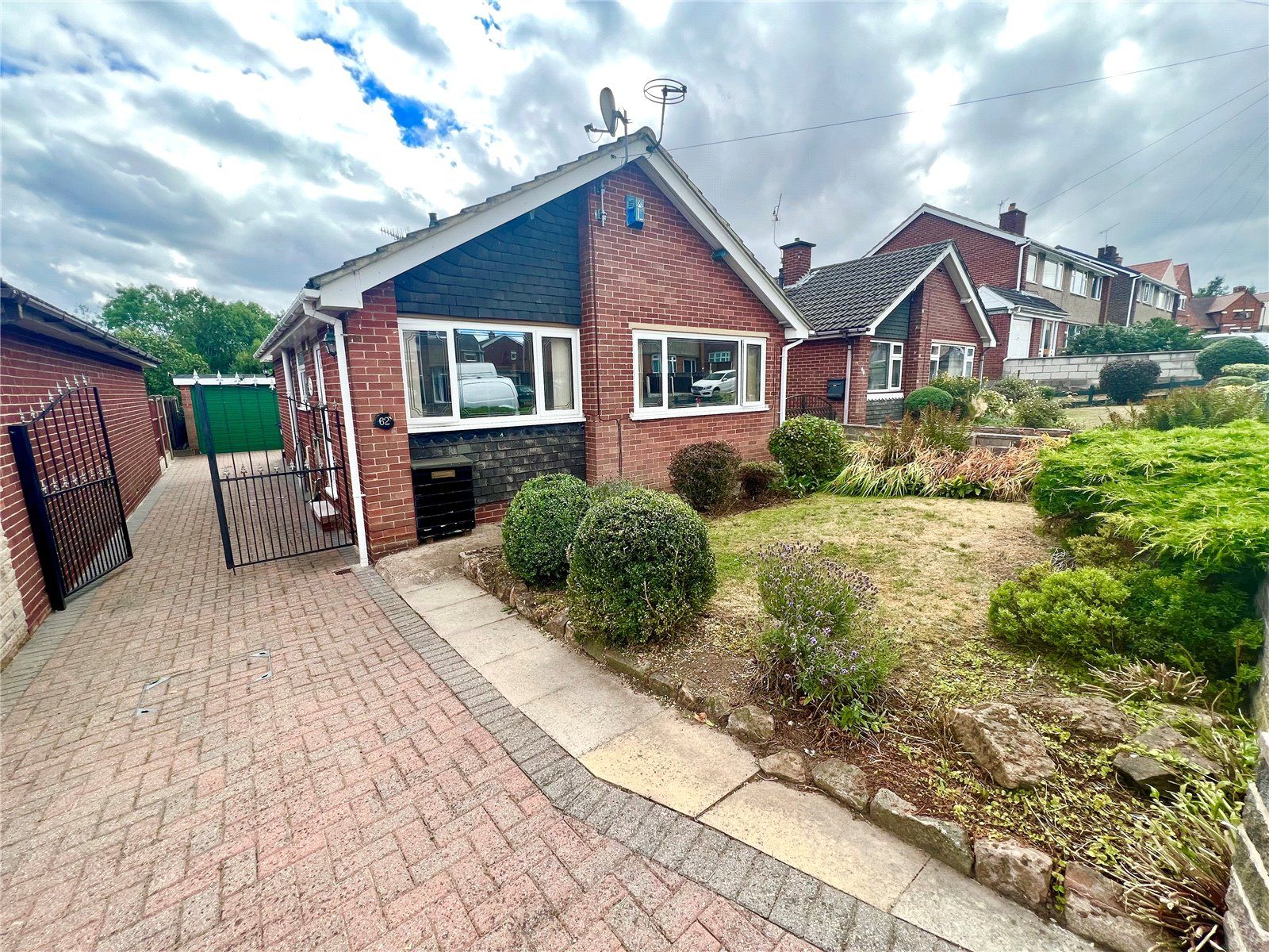 2 bed bungalow for sale in Green Lane, Ilkeston, Derbyshire DE7 Zoopla