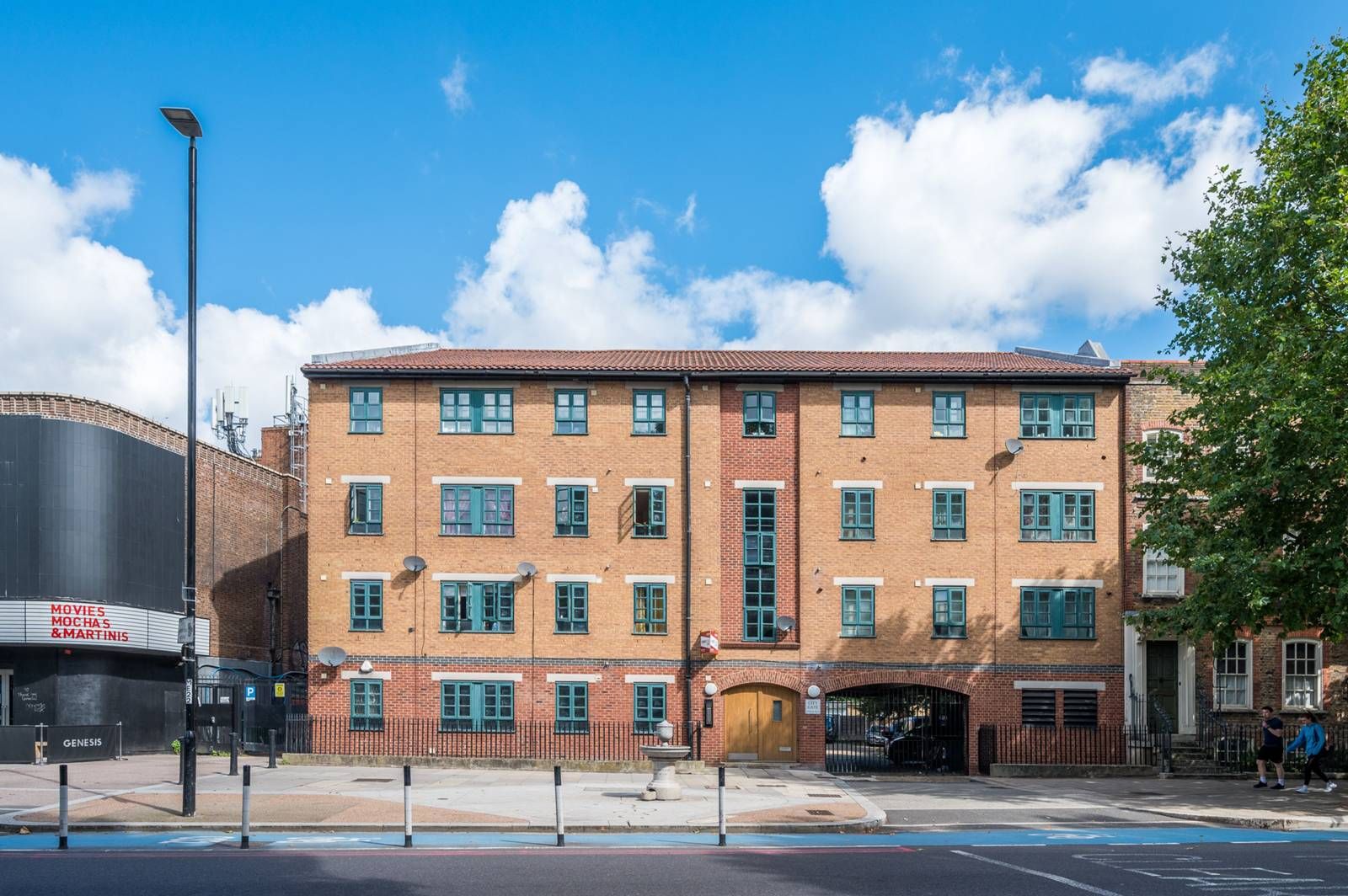 City Gate, Mile End Road, Whitechapel, London E1  