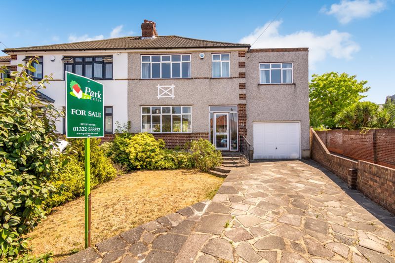 4 bed semidetached house for sale in Oaklands Close, Bexleyheath DA6